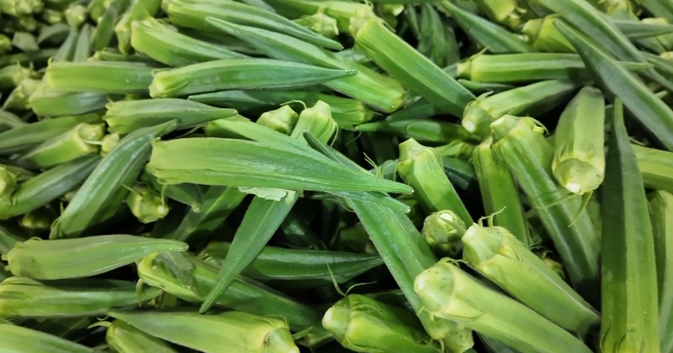 Raw Okra